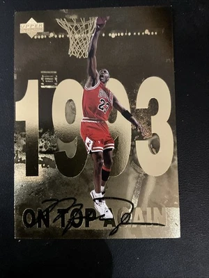 UPPER DECK MICHAEL JORDAN GOLD SERIES OVERSIZED CARD! 1993 - Image 1 of 2