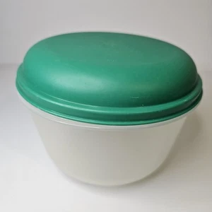 Tupperware Lettuce Keeper Crisp-it Salad Crisper Container & Lid Green FREE POST - Picture 1 of 7