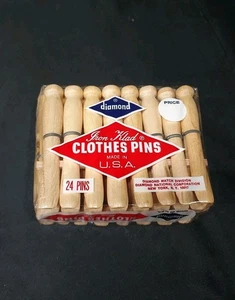 NOS Vintage Diamond Wooden Round Laundry Clothespins Clothes Pins USA 24 Pack - Picture 1 of 4