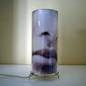 Ange LECCIA / lampe photographie sculpture "La beauté", 2000, Avignon, vidéo - Imagen 1 de 4