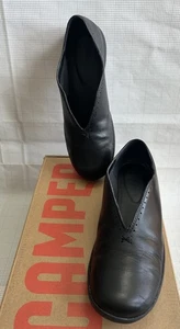 Camper Black Leather SPIRAL COMET Slip -Ons Brogue Flat Shoes 39/6 - Picture 1 of 9