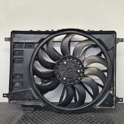 2016 Rangerover Evoque 2.0 Td4 Se Manual Radiator Fan GJ328C607BB - Image 1 of 4