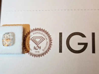 IGI-Certified Cushion Brilliant Lab-Grown Diamond 1.86 CT -  LG645434932 - Image 1 of 3
