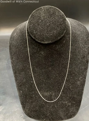 Collar de oro blanco 14K 0,54 g Foto 1 de 4