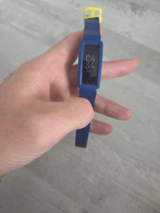 Fitbit Ace 2 Kids Activity Tracker, One Size - Night Sky/ Neon Yellow Faulty - Picture 1 of 12