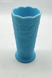 Jarrón de jardín Fenton Peacock - vaso de leche azul - Imagen 1 de 7