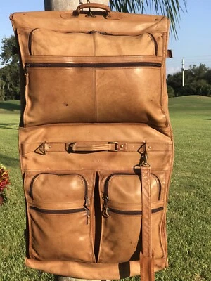 ULTRA RARE XXXL 1970's COLOMBIAN TUMI ALPHA NAPA LEATHER VINTAGE GARMENT BAG - Image 1 of 4