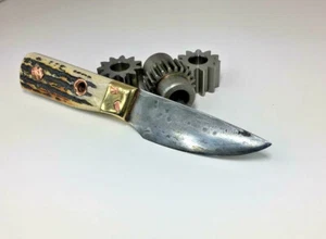 Cuchillo EDC con mango de ciervo tallado, forjado a mano, hierro forjado antiguo, funda de cuero - Imagen 1 de 10