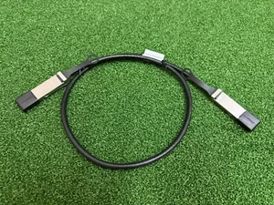 JL271A - HPE Networking X240 100G QSFP28 1m DAC Cable - Bild 1 von 5