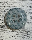 Ancien bouton en verre sarcelle bleu Chine Calico motif 3 cercles 1/2 po 4 trous