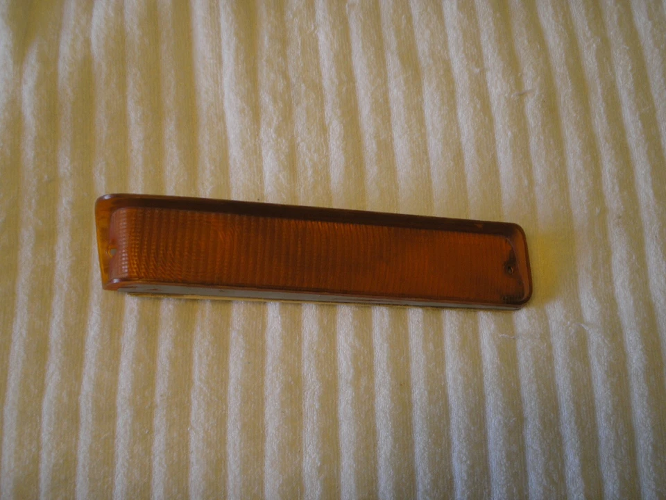 Это парковочный фонарь для Ford Truck & Bronco 1978-79 годов выпуска. - Изображение 1 из 4