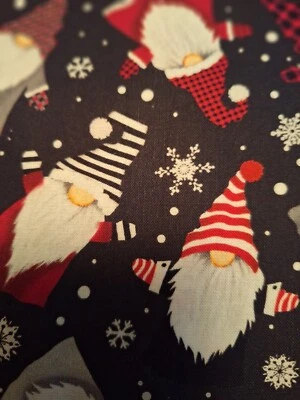 Linda tela de edredón de algodón para gnomos navideños por todo Foto 1 de 2