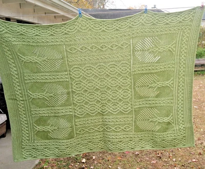 Aran Crafts Ireland Merino Wool Tree of Life Celtic Knot Cable Knit Shawl Throw - Image 1 of 4