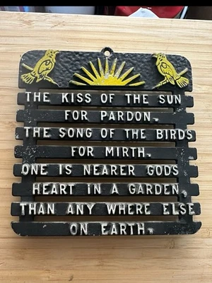 Remache de hierro fundido vintage pared granja cocina BESO DE SOL MÁS CERCA DE DIOS Foto 1 de 2