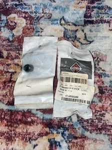 Pair Of 414858000 NEW OEM INTERNATIONAL GREEN PILOT LIGHT LENS Set - Picture 1 of 3