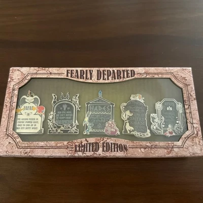 Набор булавок Disney Haunted Mansion Fearly Departed Villain LE - Изображение 1 из 4