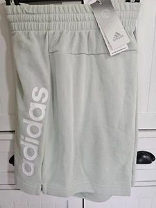 Womens Adidas Pastel Green Embridered Shorts New Size 3X - Picture 1 of 2