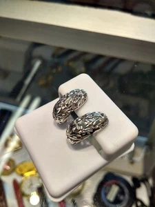 Beautiful Gold Earrings - Patterened Nature Design - Picture 1 of 4