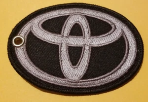 "Toyota doppelseitige Schlüsselanhänger 2,25 x 3,25" - Bild 1 von 1