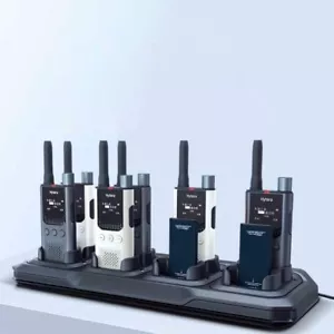 Hytera CM31 Walkie Talkie Hub ładowania USB typu C z 8 bazami ładowania AC110-220V - Zdjęcie 1 z 4