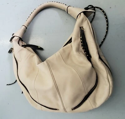 Bolso Bandolera para Mujer orYANY Arcilla Pálida Gris Hueso Cuero Usado en Excelente Condición Foto 1 de 4