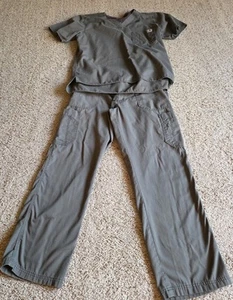 Carhartt Scrub Top & Bottom Mens Size Regular Medium Short Sleeve Rip Stop Green - Picture 1 of 13