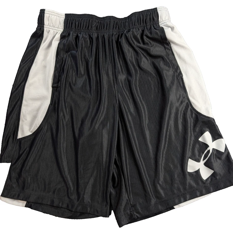 Shorts atlético masculino Under Armour Heat Gear grande preto solto cordão academia GG - Imagem 1 de 4