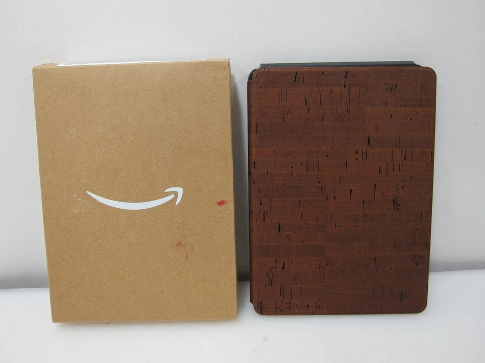 Amazon Kindle Paperwhite Cork Cover (11th Generation 2021) Waterproof - Image 1 of 4