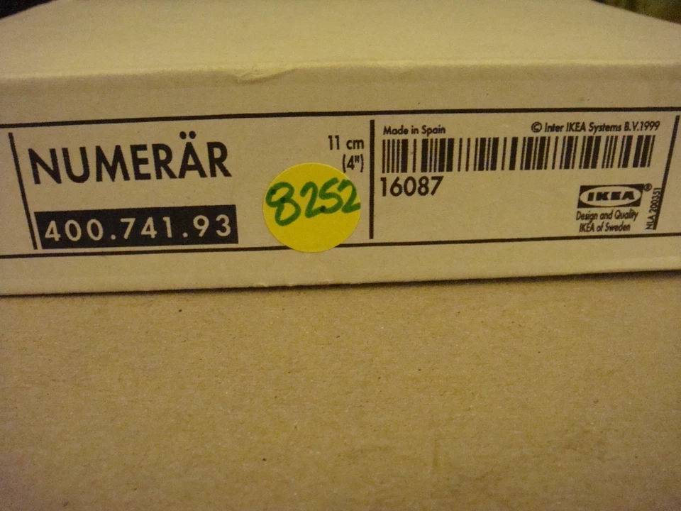 NUEVO Juego de 4 patas de gabinete/mesa Ikea Numerar 400.741.93 16087 4" aluminio plateado Foto 1 de 4