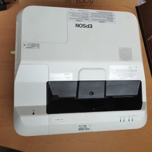 Epson EB-1460Ui, 4400 ANSI Lumen, 3LCD, WUXGA (1920x1200) - Picture 1 of 5