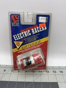 1996 LIFE-LIKE Mustang 5.0 RED Conv. Slot Car MOC 9736 - Picture 1 of 2