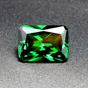 Natural Mined Colombia Green Emerald 8x10mm Emerald Cut VVS AAA Loose Gemstone