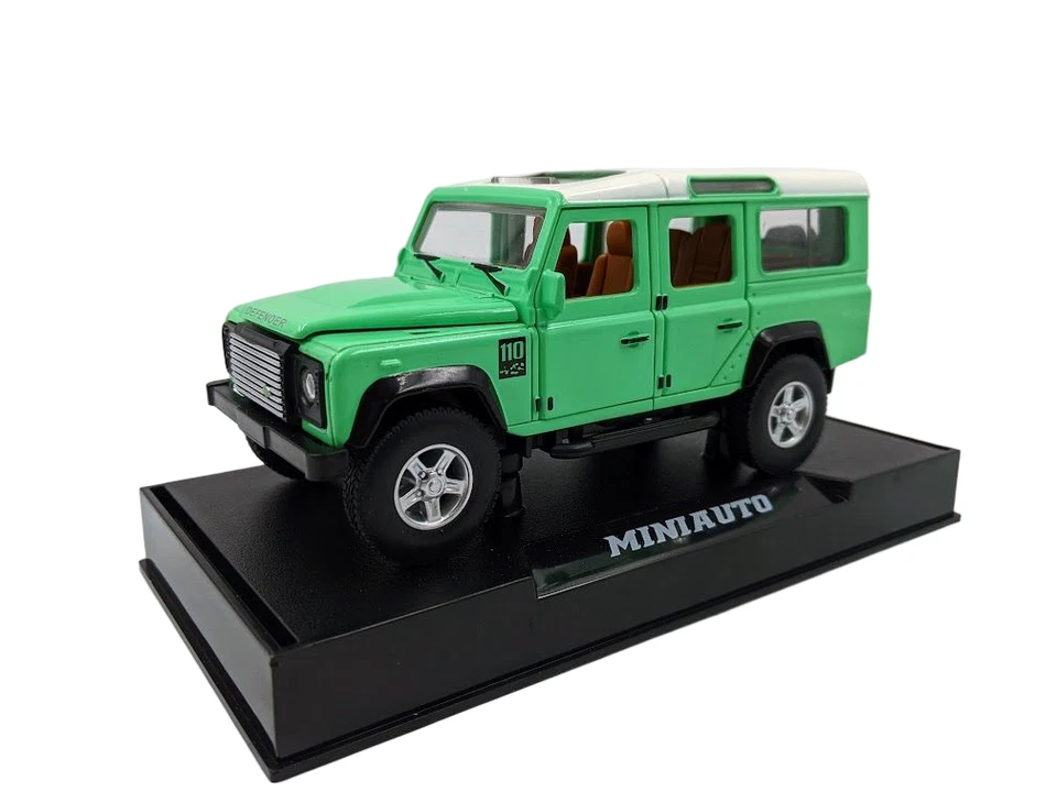 Land Rover Defender 90 1:32 Metal Die-cast Cars Model Toy Vehicle Sound Light 6" - Image 1 of 1