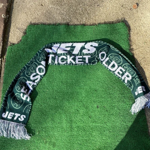 NFL New York Jets Season Ticket Holder Knit Scarf Green and White Cover