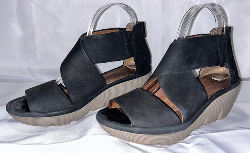 Sandali comfort Clarks Clarene Glamor 8 neri in pelle scamosciata cinturino zeppa nabuk
