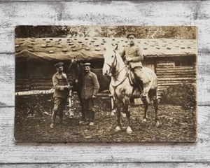 AK 1916 Soldaten Pferd 1. Weltkrieg WK Militaria Uniform Foto Militär Feldpost - Picture 1 of 2