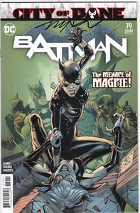 Batman #79 casi nuevo 2019 con certificado de autenticidad firmado por Tony Daniel Catwoman City of Bane Tie In - Imagen 1 de 3
