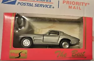 MAISTO TROPHY THE BEST 1:38 Die-cast 1963 SILVER CORVETTE - Picture 1 of 2