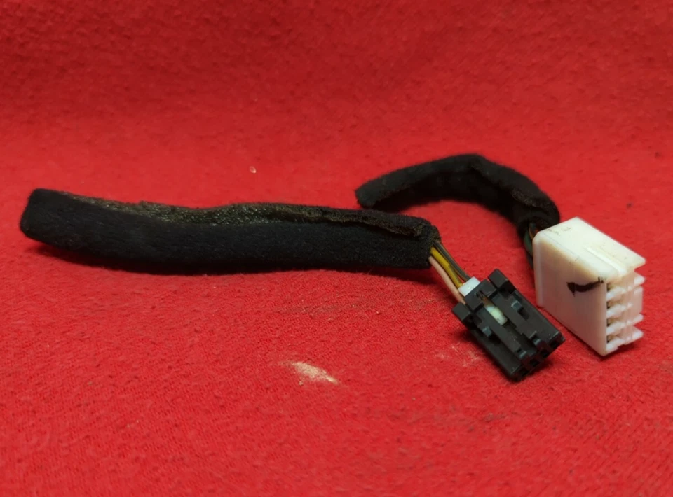 2006 2007 2008 2009 Kia Rio Rio5 Center Dash Digital Time Clock PIGTAIL WIRE - Image 1 of 4