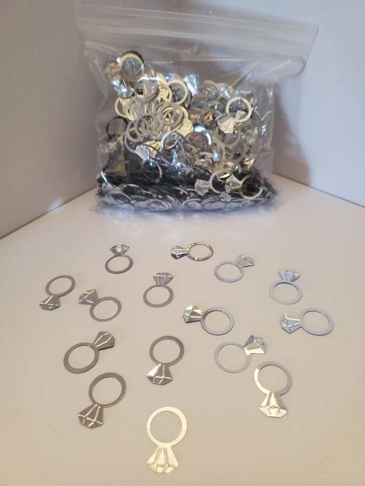 Anillos de diamantes confeti decoración Foto 1 de 1