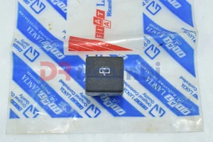 INTERRUTTORE PULSANTE TERGI-LAVA LUNOTTO FIAT PANDA 4×4 1985>2003 FIAT 7555498 - Imagen 1 de 4