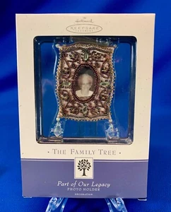 BEAUTIFUL HALLMARK "THE FAMILY TREE" PHOTO FRAME IN ORIGINAL BOX - Picture 1 of 3