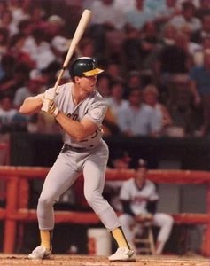 MARK MCGWIRE 8X10 UNSIGNED PHOTO OAKLAND ATHLETICS A's PICTURE - Picture 1 of 1