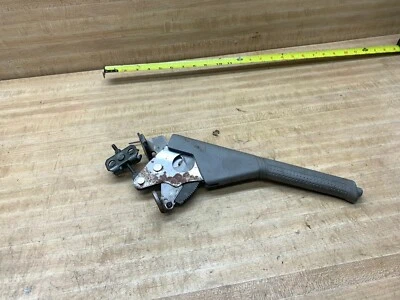 GEO METRO PARK 1989-1994 MANGO DE FRENO GRIS Foto 1 de 4