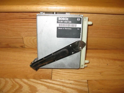 Módulo de control del motor Volvo 850 1995 ECM PCM P06842873 Bosch 0 261 203 165 OEM Foto 1 de 4