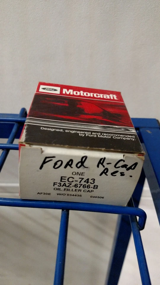 Motorcraft Engine Oil Filler Cap EC-743 - Image 1 of 1