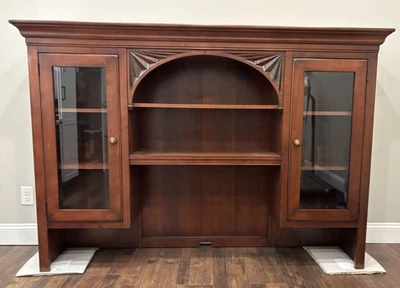 *Exquisito* Escritorio Ethan Allen Clásicos Británicos Credenza Hutch Foto 1 de 3
