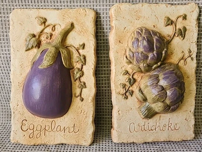 Vtg Home Interiors/GIA "Made In USA" Veggie Wall Plaque 8"x5" Eggplant/Artichoke - Image 1 of 4