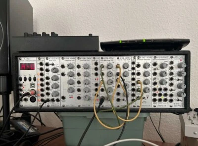 Doepfer A-100 Starter System | Tolex - Bild 1 von 4