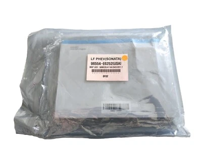 2017 2016 HYUNDAI SONATA HYBRID NAVIGATION SD CARD GPS DATA MAP 96554-E6252 OEM - Image 1 of 3